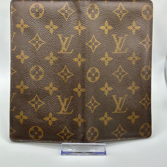 Louis Vuitton Monogram Brazza Wallet Unisex - Picture 4 of 12